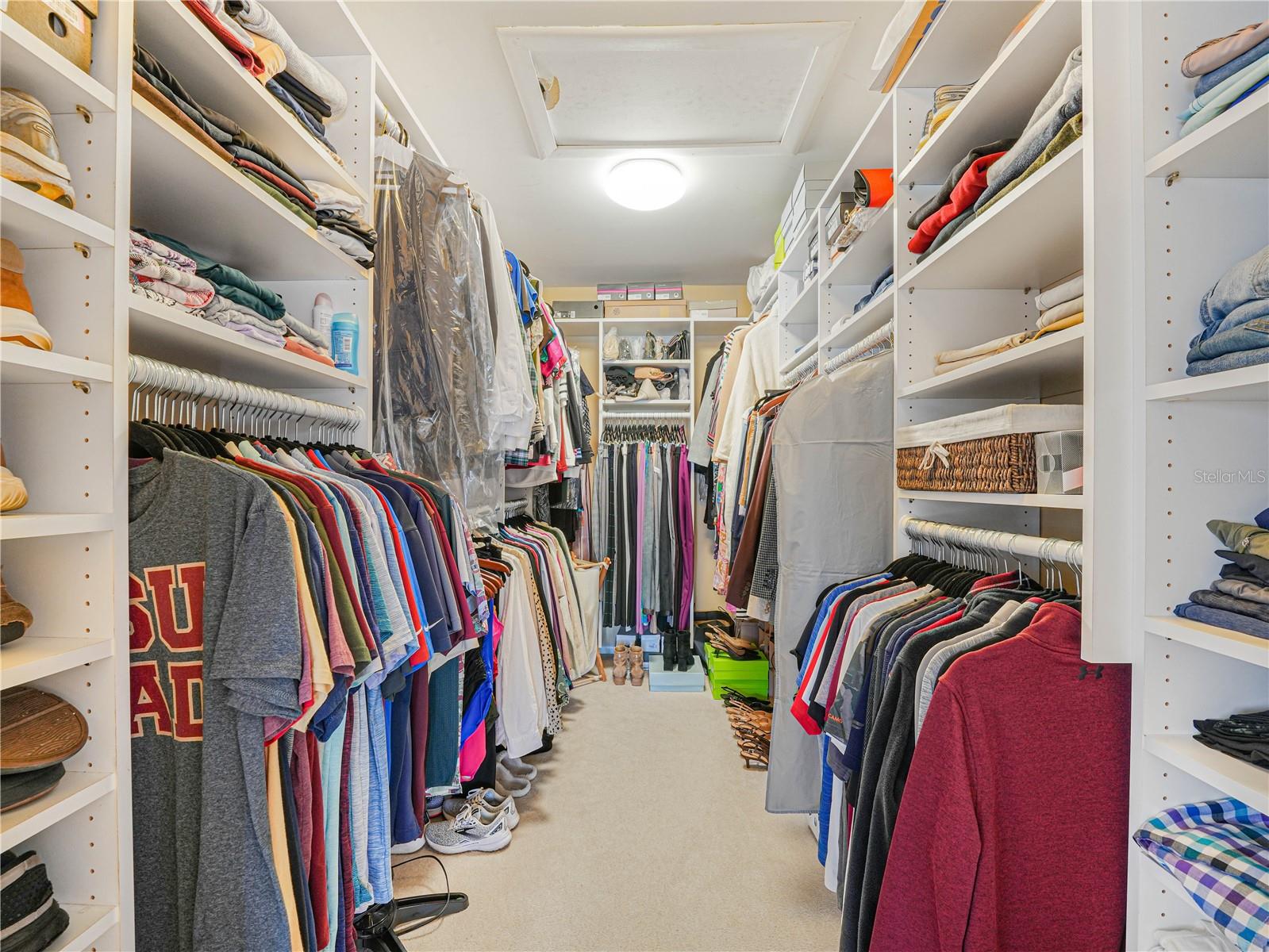 CASA LOMA INC TR H - Residential