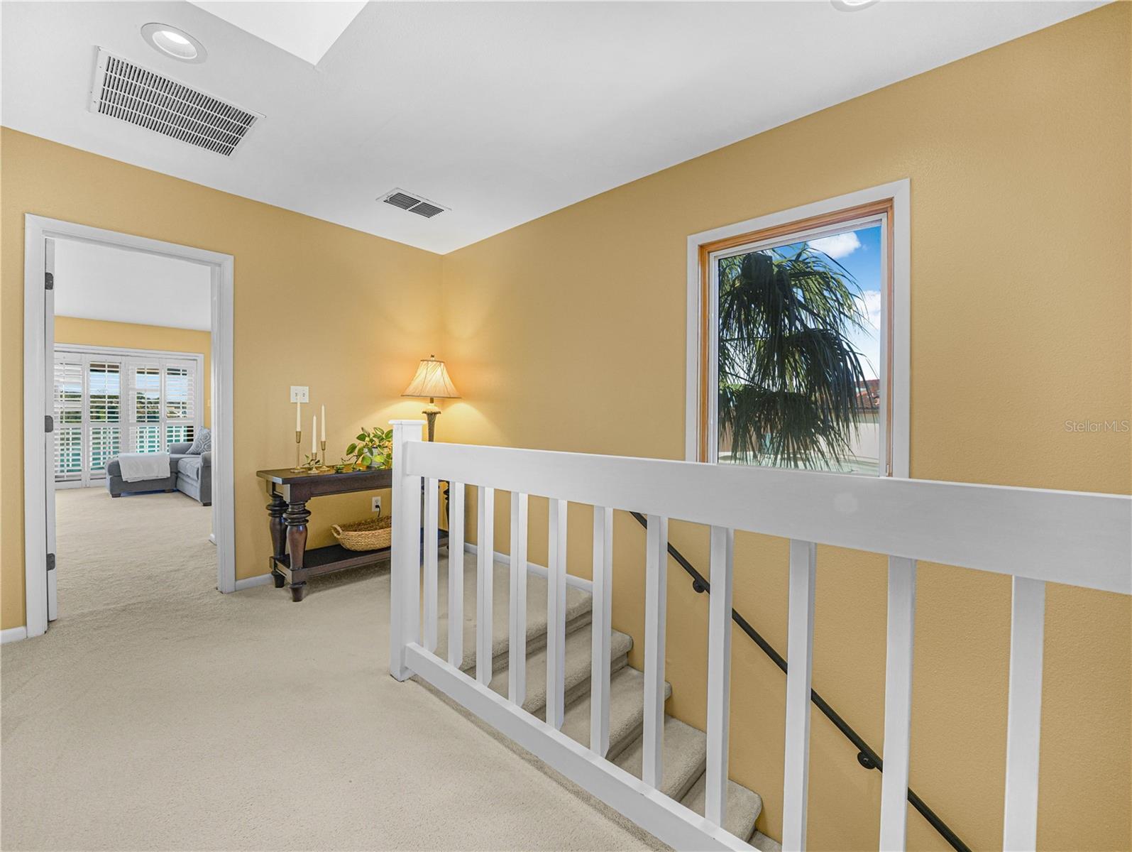 CASA LOMA INC TR H - Residential