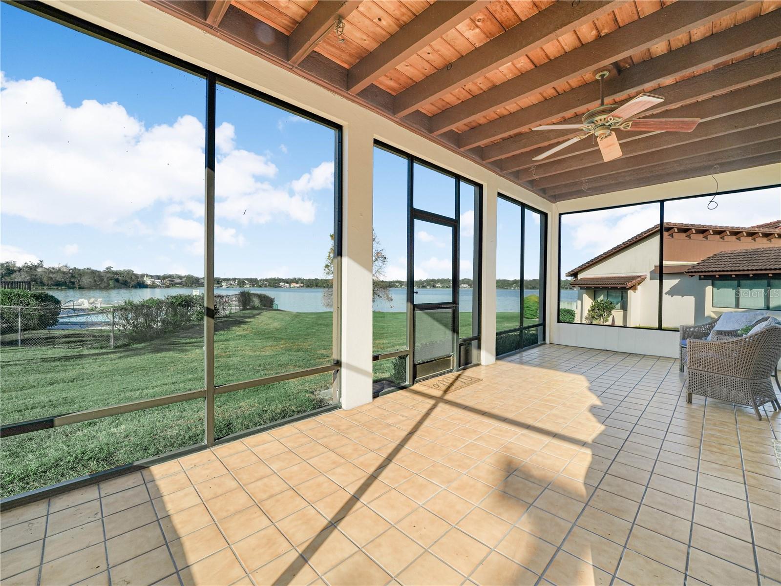 CASA LOMA INC TR H - Residential