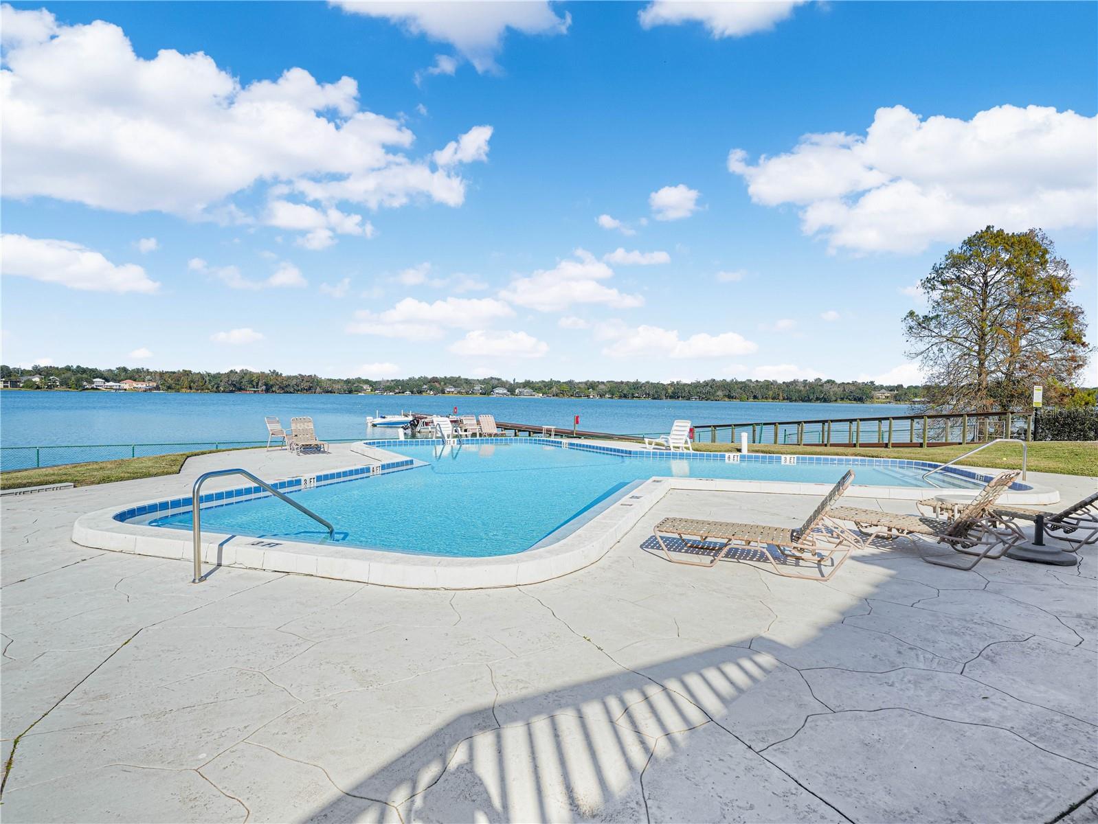 CASA LOMA INC TR H - Residential