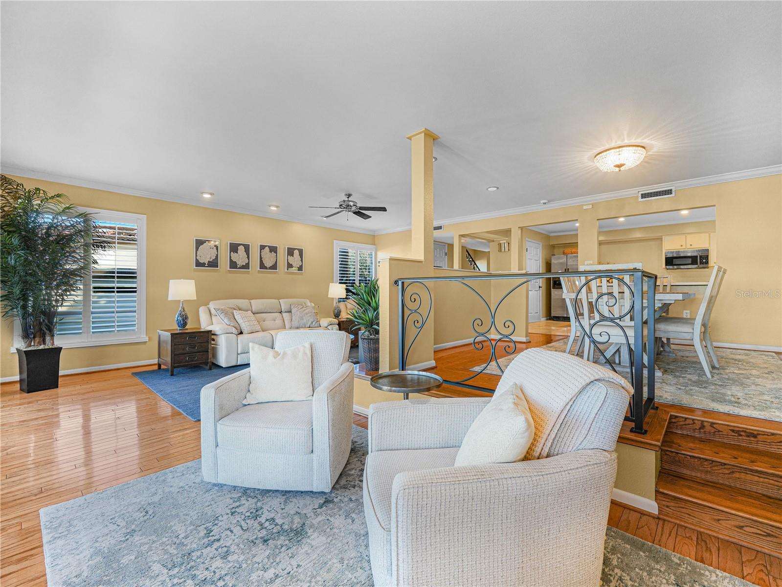 CASA LOMA INC TR H - Residential