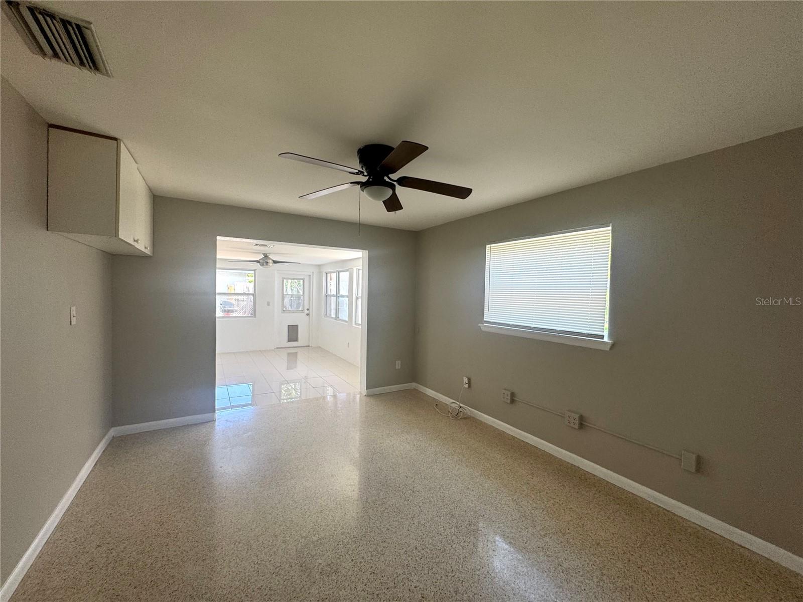 OAKHURST GROVES - Residential Lease
