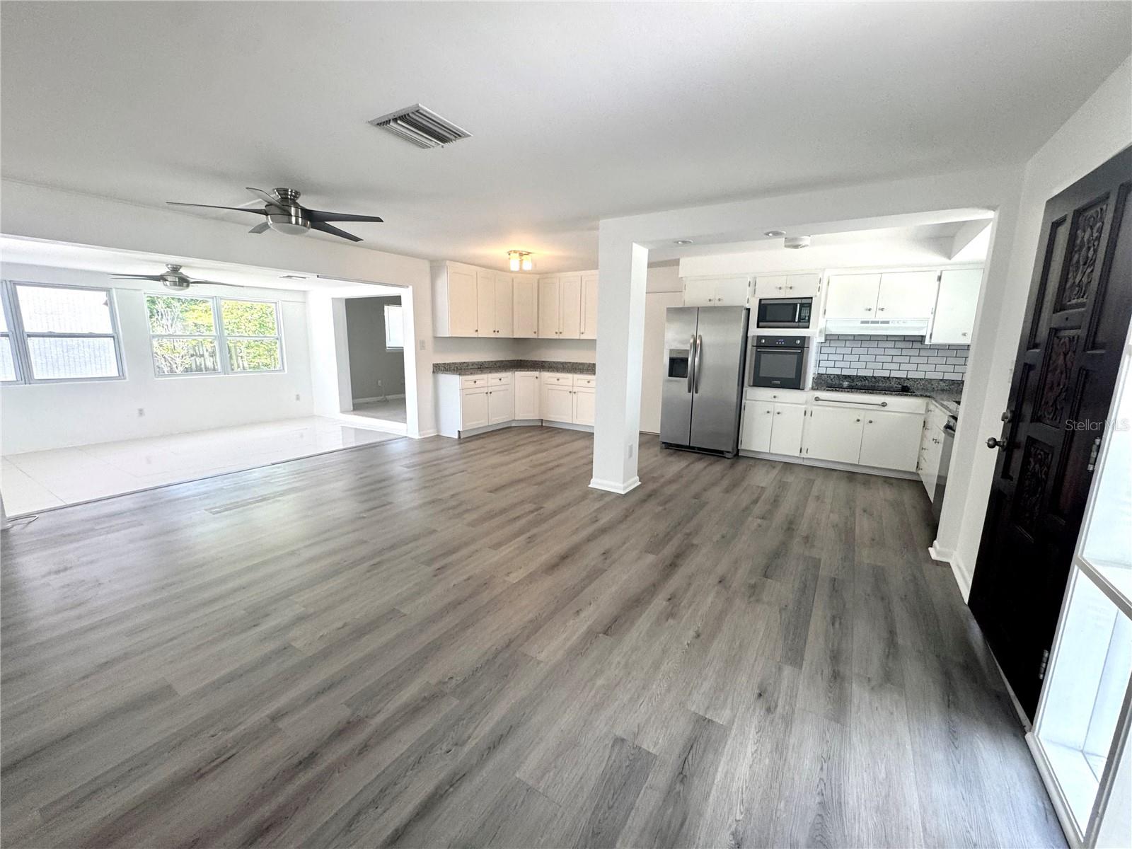 OAKHURST GROVES - Residential Lease