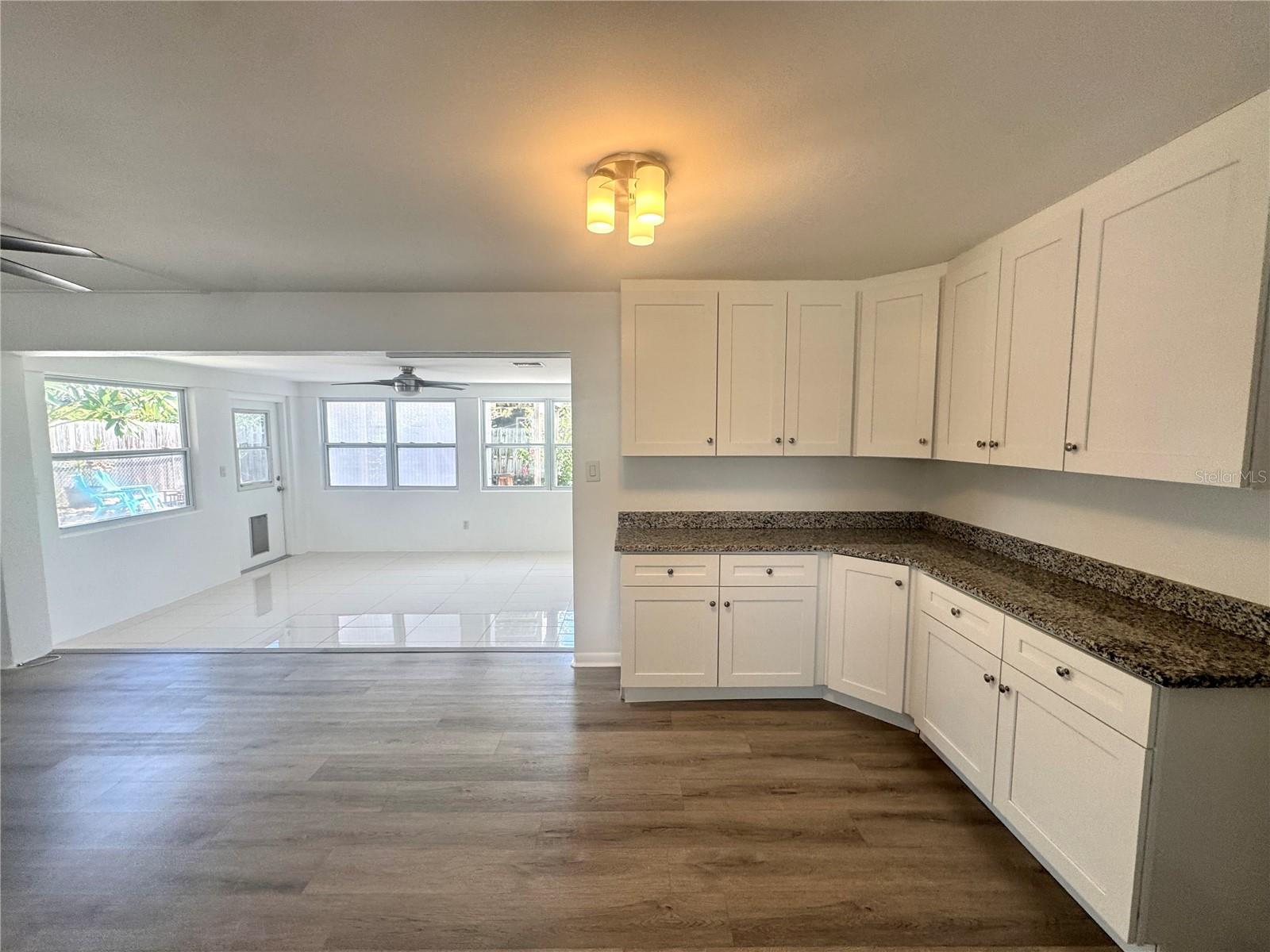 OAKHURST GROVES - Residential Lease