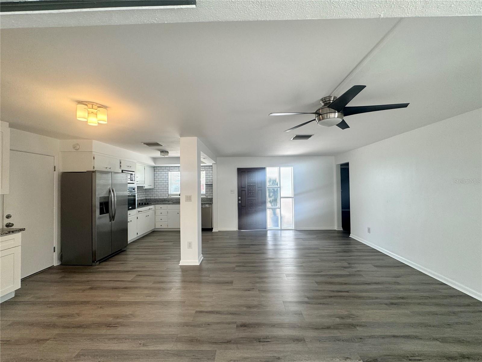 OAKHURST GROVES - Residential Lease