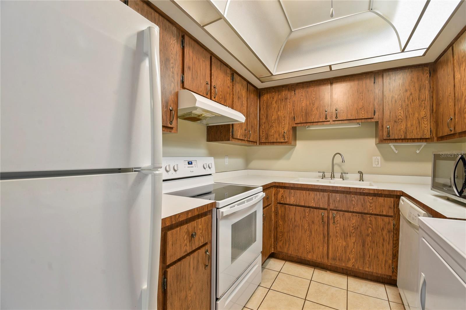 PALM CLUB CONDO - Residential