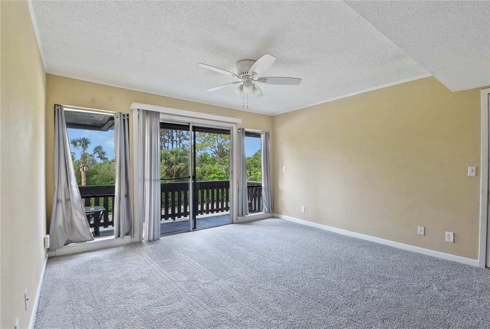 PALM CLUB CONDO - Residential