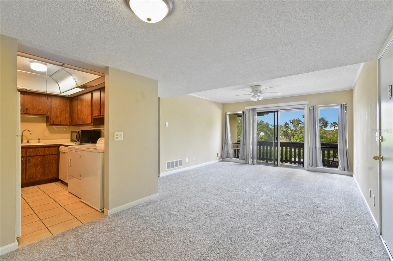 PALM CLUB CONDO - Residential