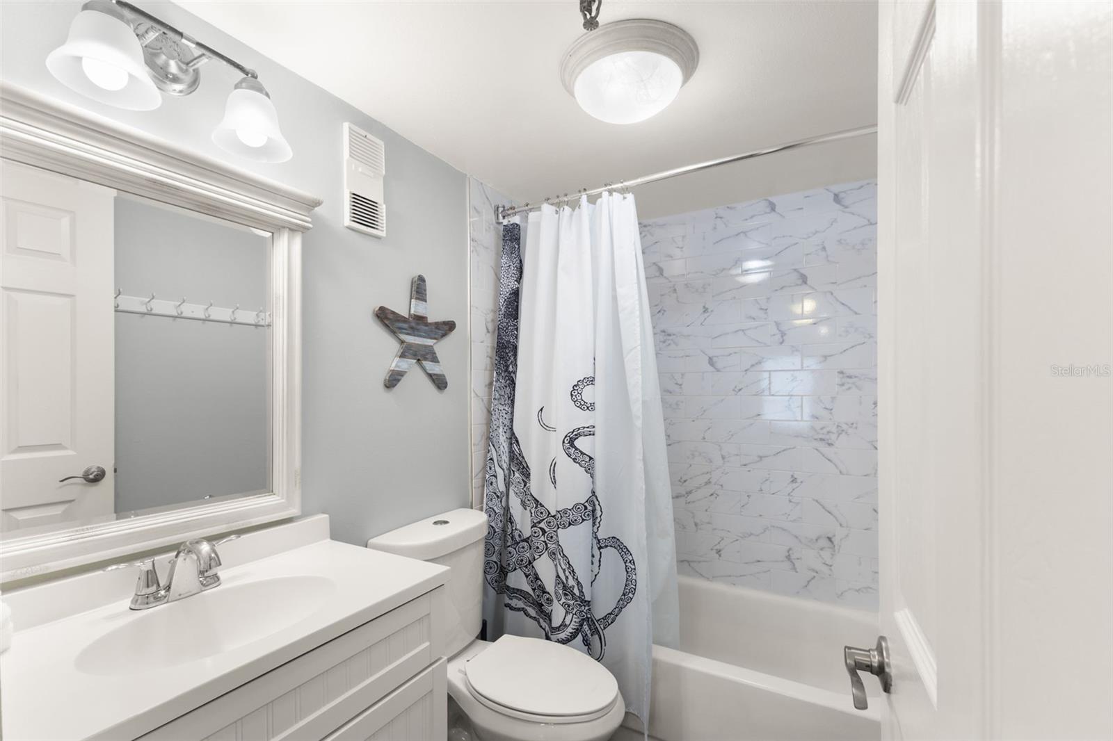 KIMA CONDO - Residential