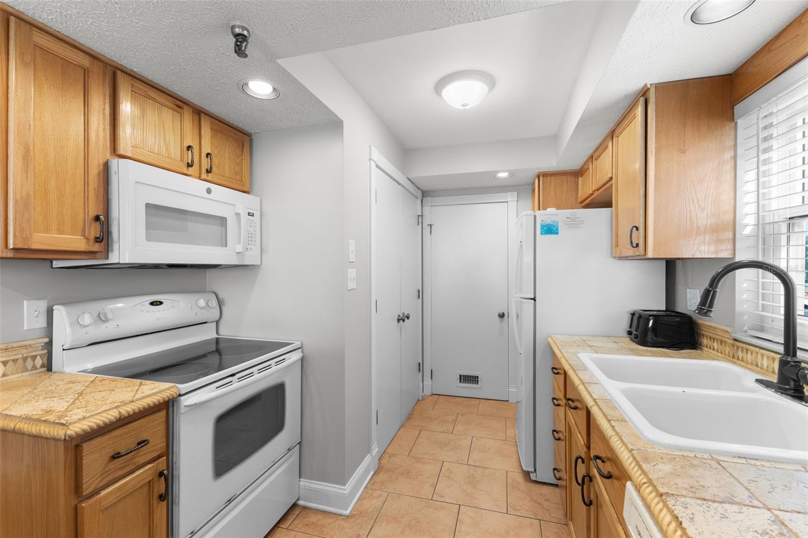 KIMA CONDO - Residential