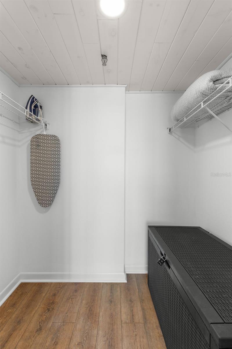 KIMA CONDO - Residential