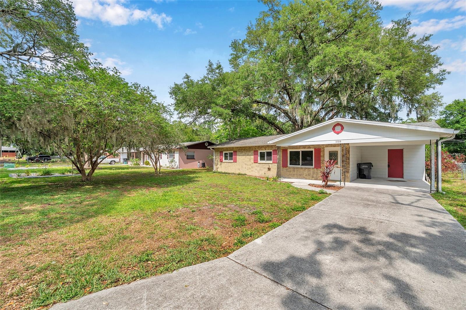 1123 ENCHANTED DRIVE