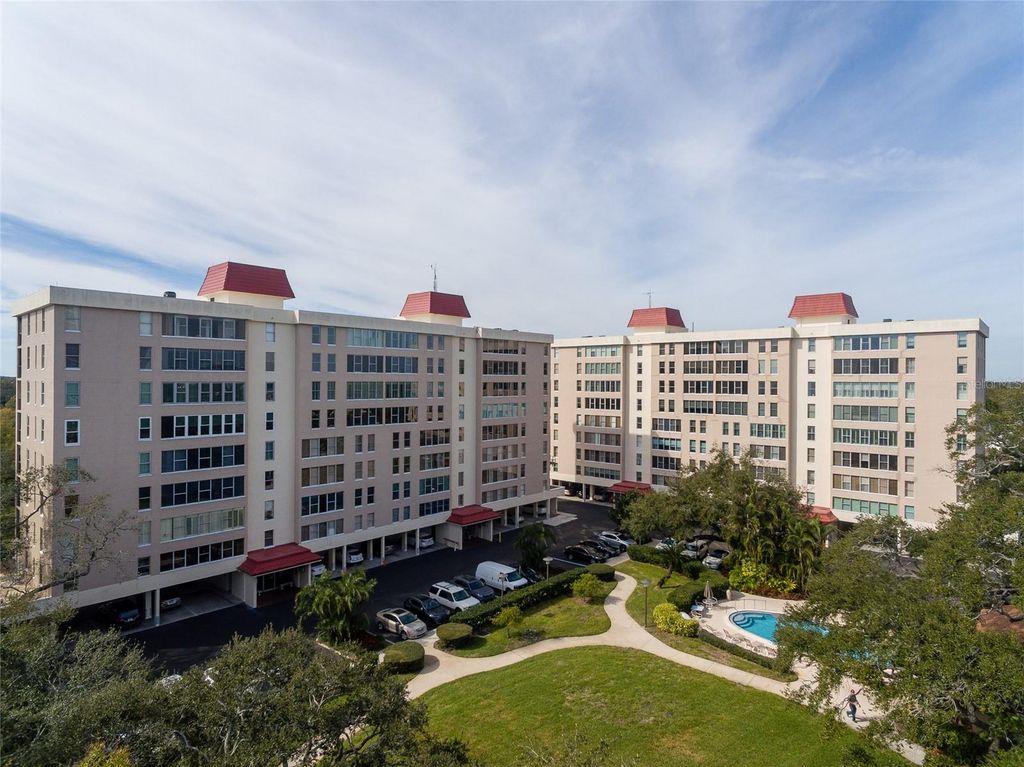 Photo of 2405 S Ardson Place #303A, Tampa, FL 33629 (MLS # TB8477292)