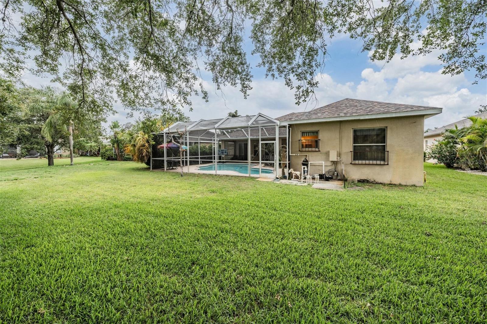 Photo 39 of 60 of 1054 SAWGRASS DRIVE house