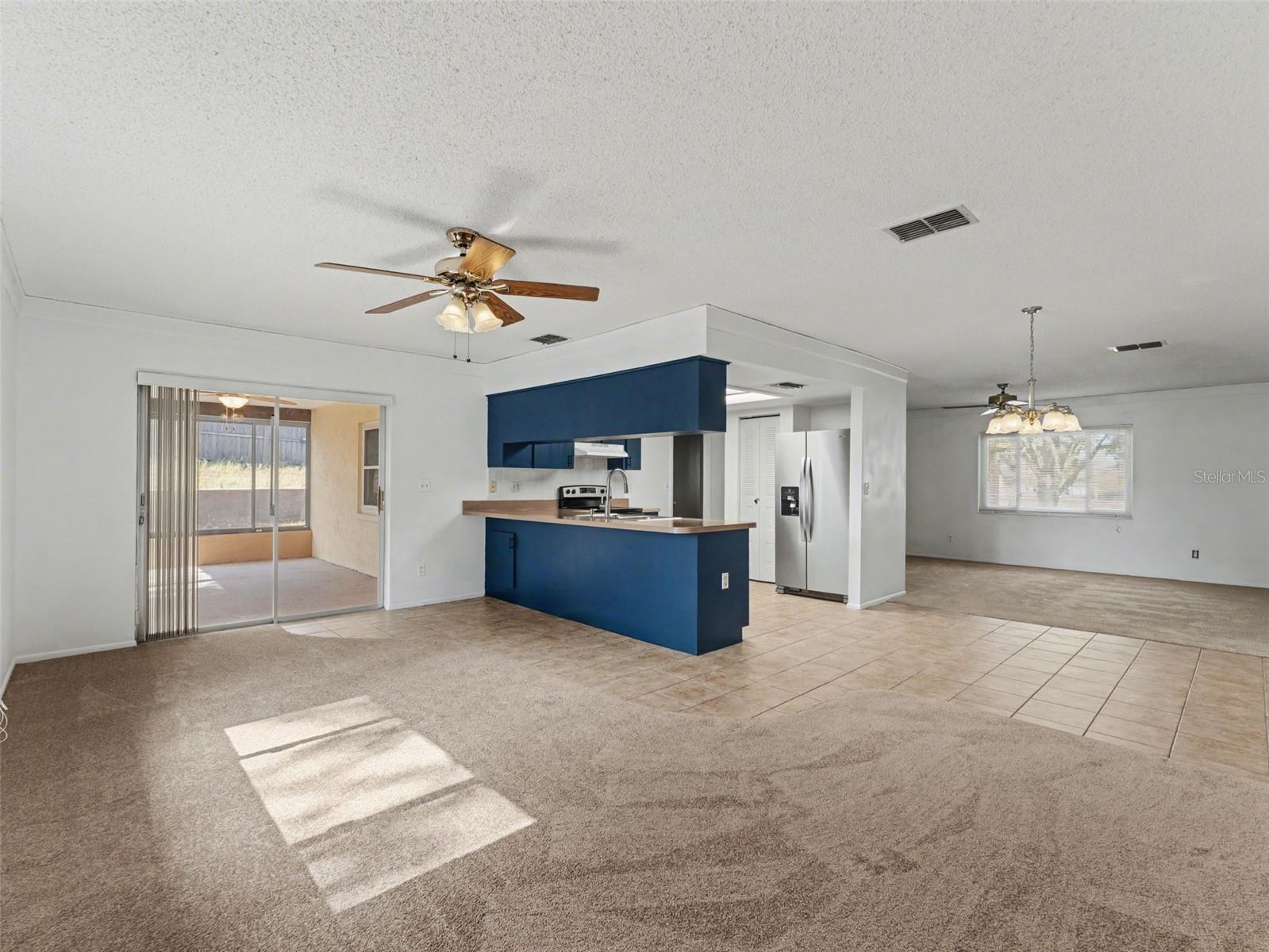 SPRING HILL - Residential