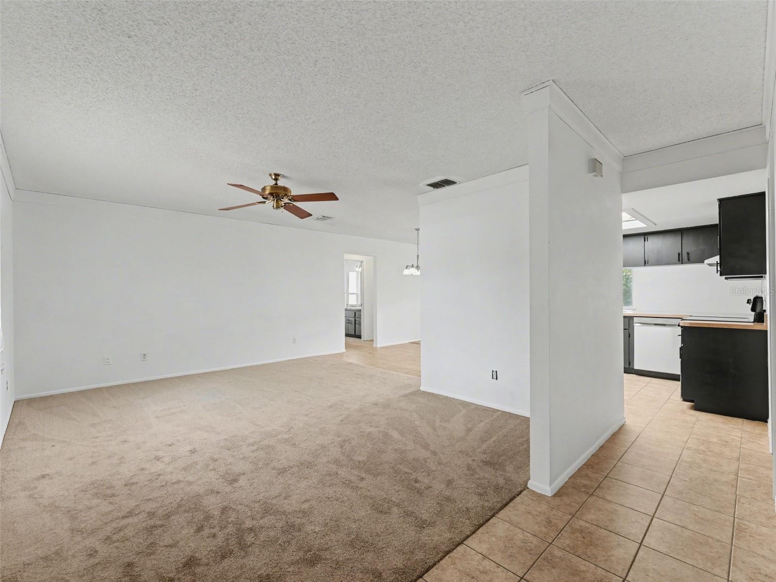 SPRING HILL - Residential