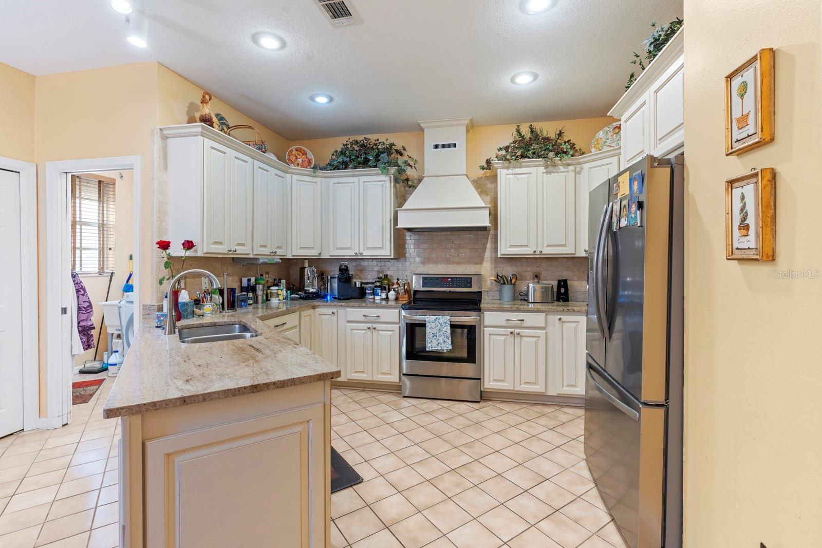 THE PRESERVE A CONDO - Residential