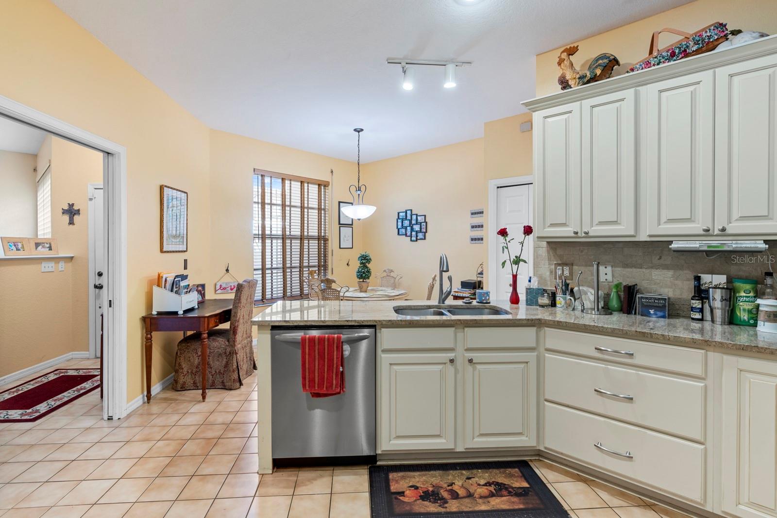 THE PRESERVE A CONDO - Residential