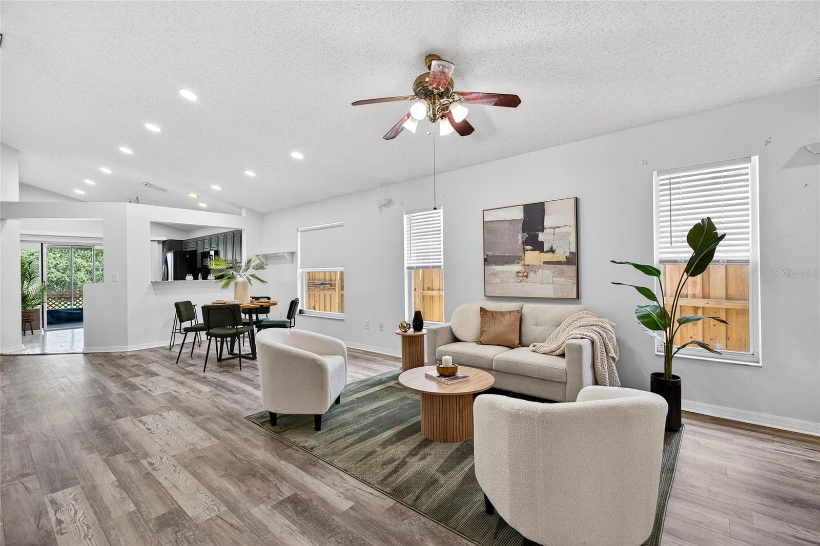 6628 SUMMER HAVEN DRIVE