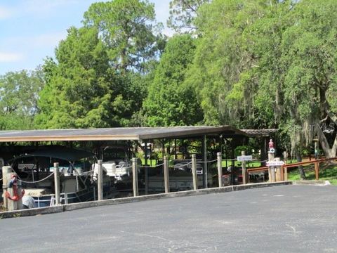 A home in TAVARES