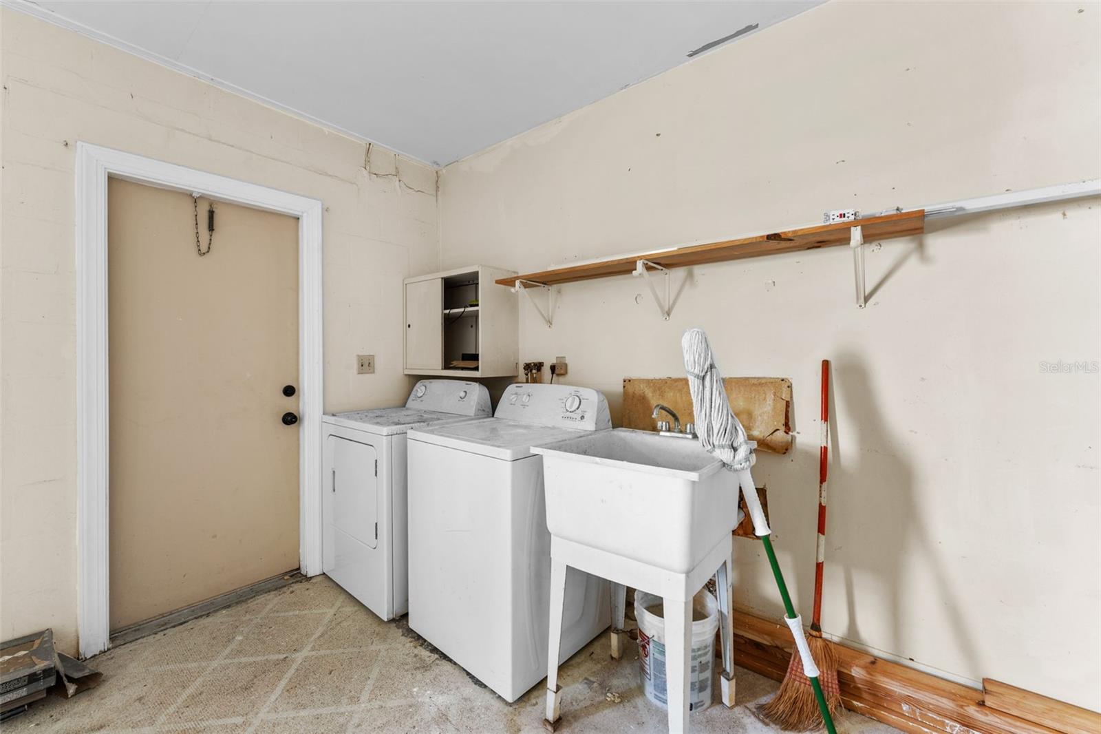 SUN CITY CENTER UNIT 44 A - Residential