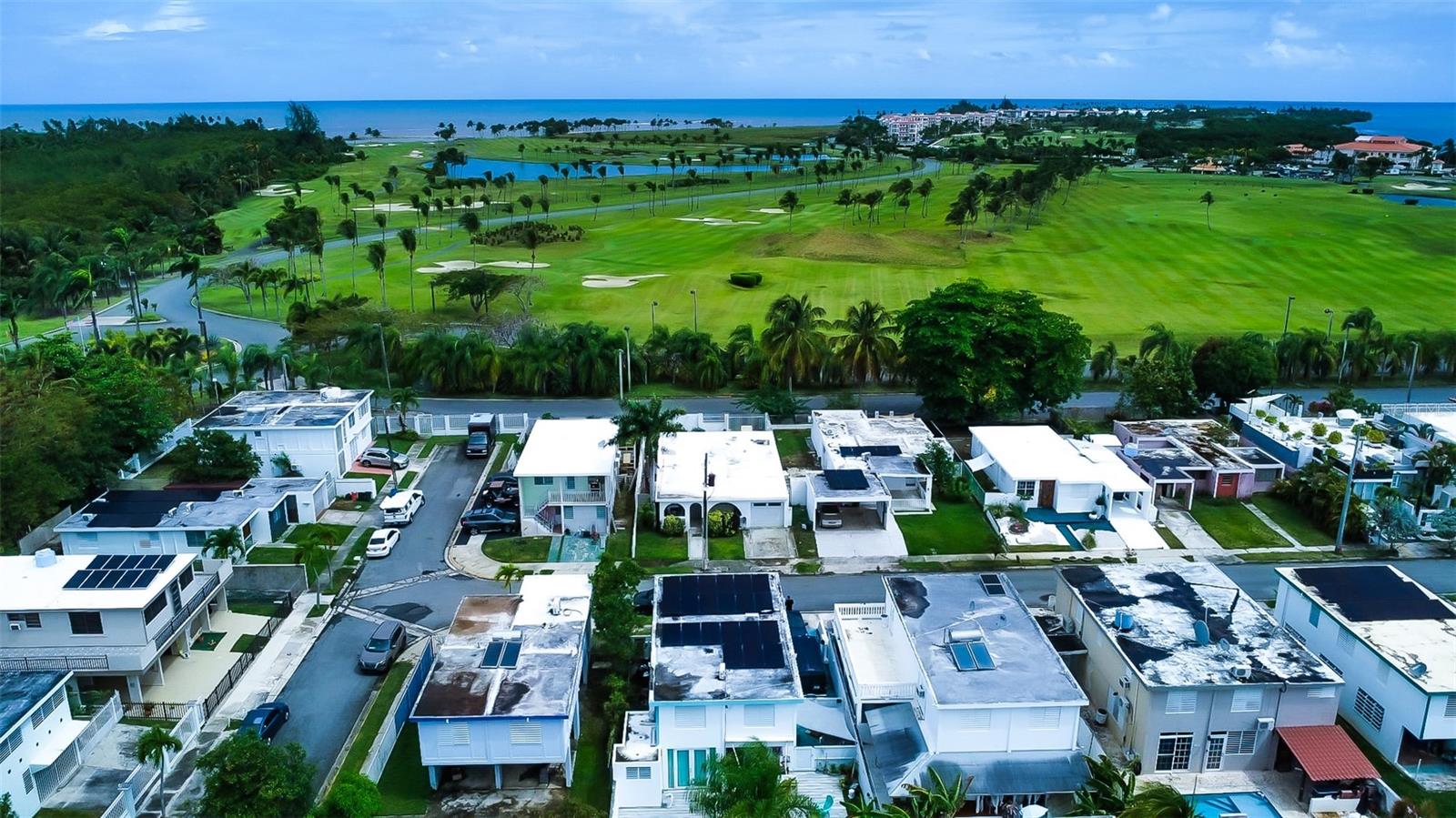 URBANIZACION COCO BEACH - Residential