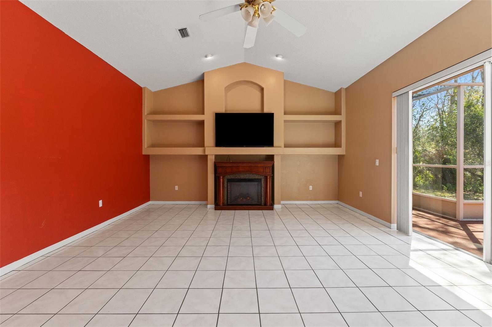 GRAND OAKS PHASE 1 - Residential