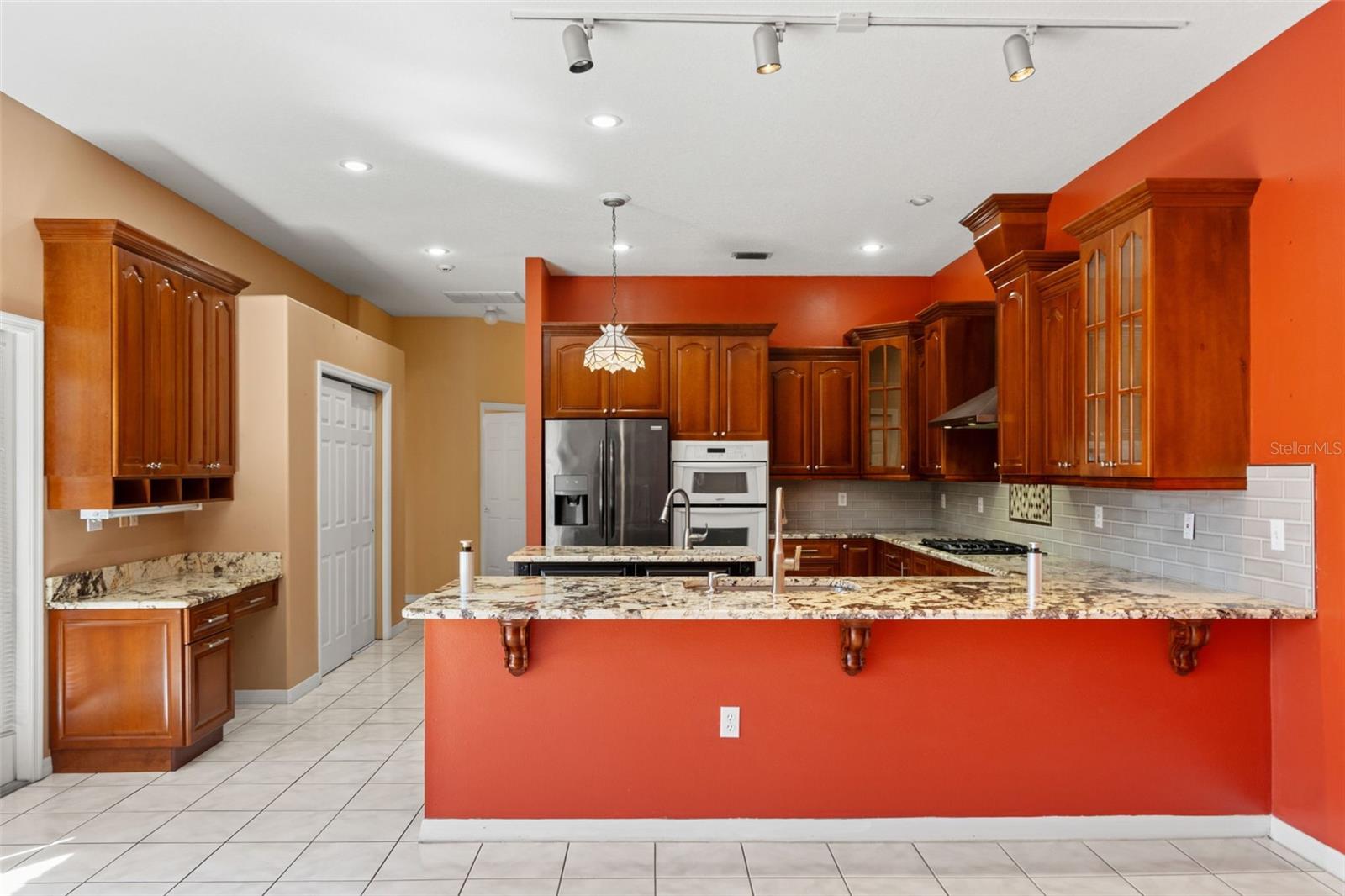 GRAND OAKS PHASE 1 - Residential