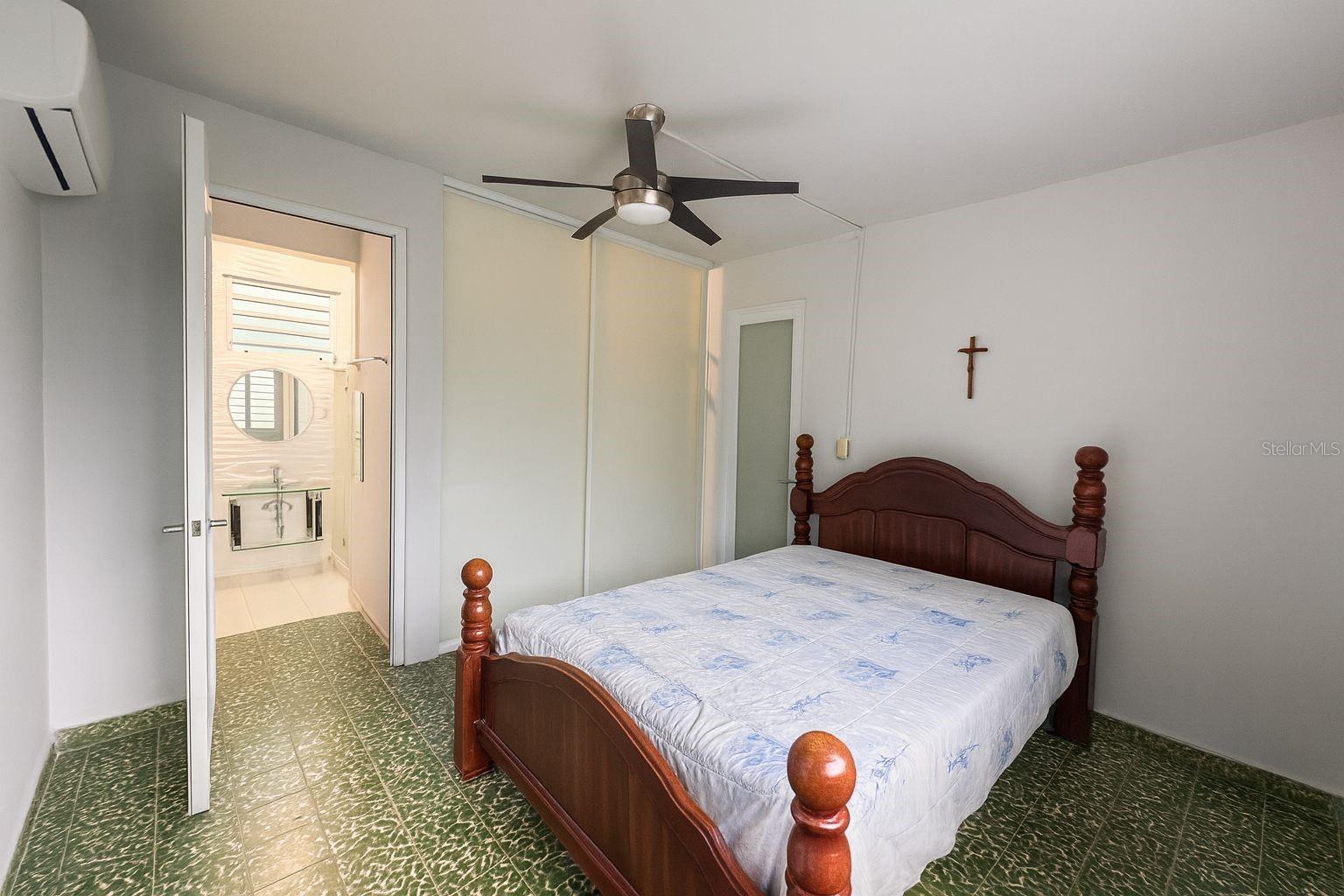 EXT EL COMANDANTE - Residential