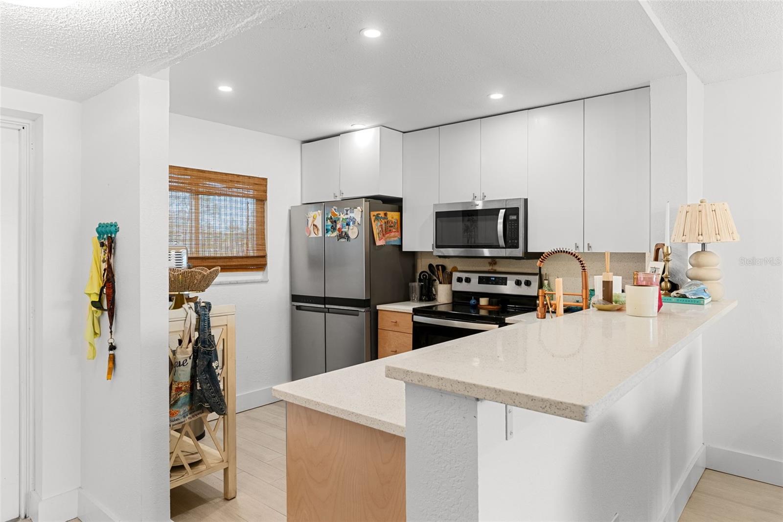 OAK DOORS THE CONDO - Residential