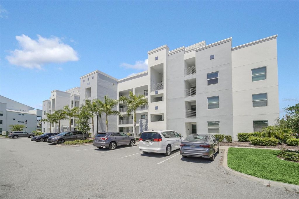 Photo of 4721 Clock Tower Drive #304, Kissimmee, FL 34746 (MLS # S5149389)