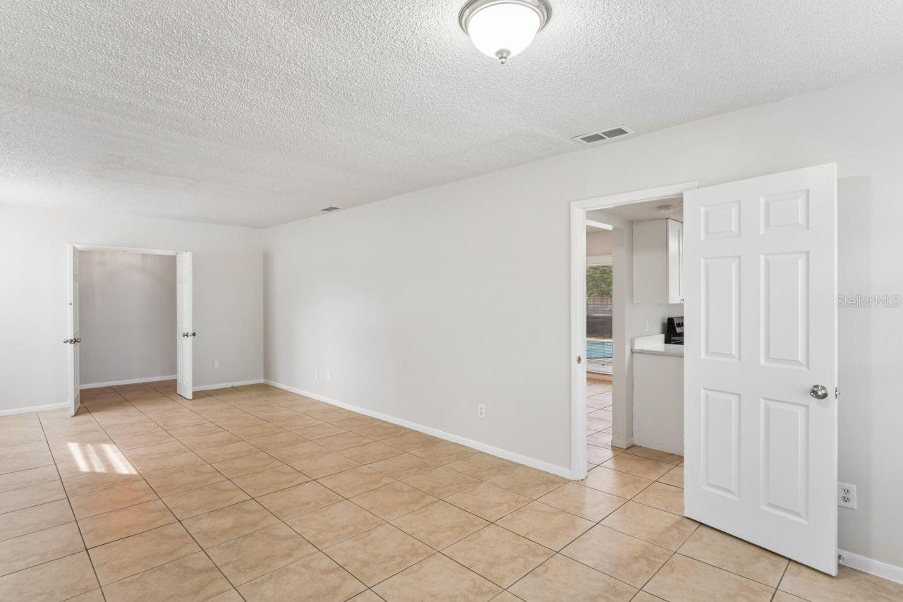 14051 BRIARDALE LANE