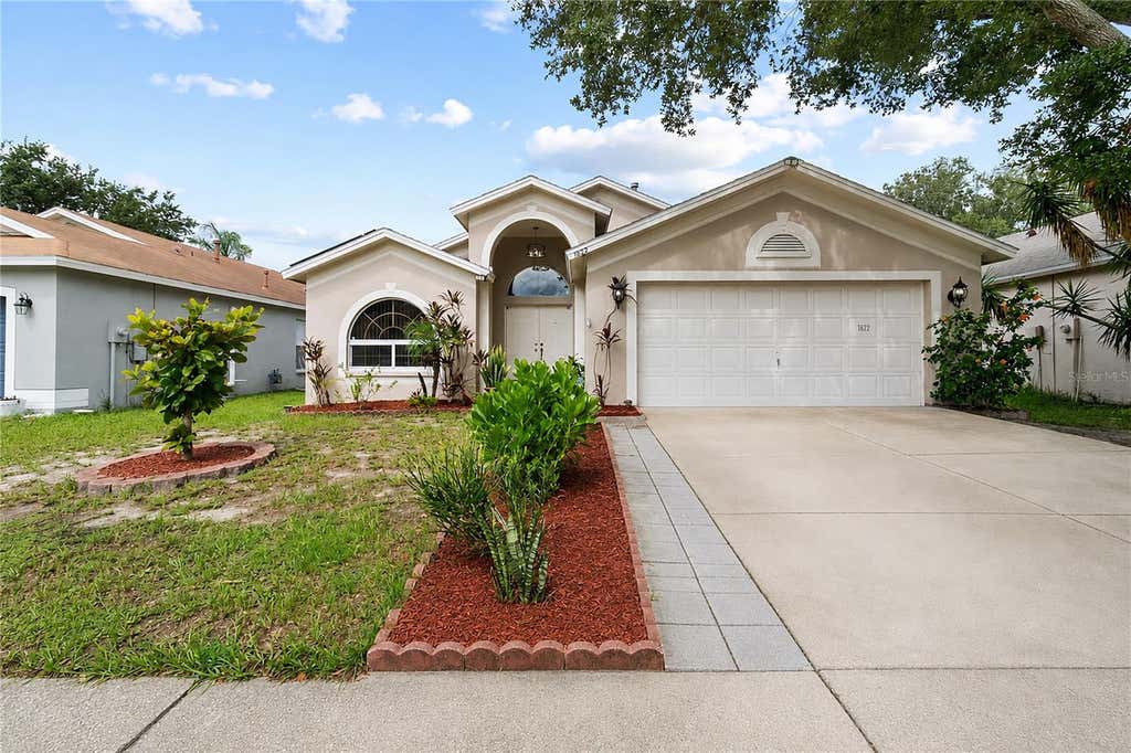 Photo of 1622 Hulett Drive, Brandon, FL 33511 (MLS # TB8536705)