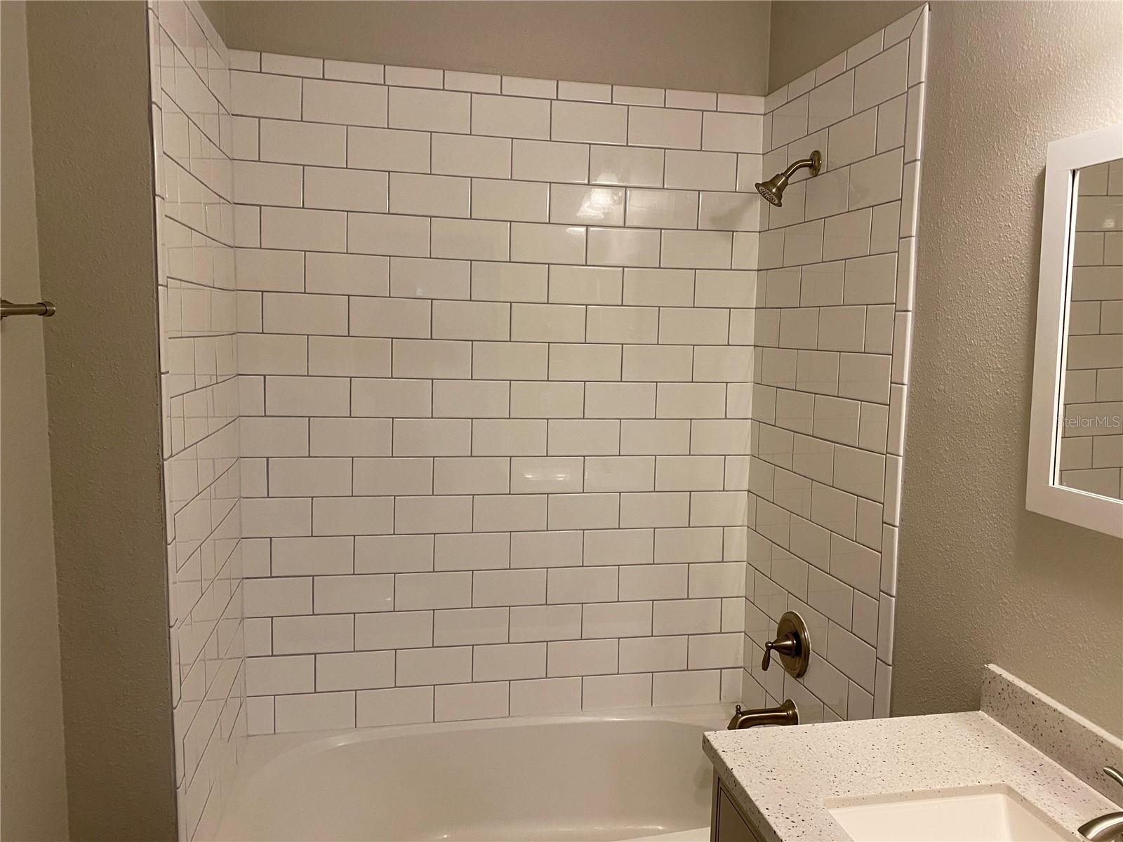 CRYSTAL RIDGE SUB - Residential Lease