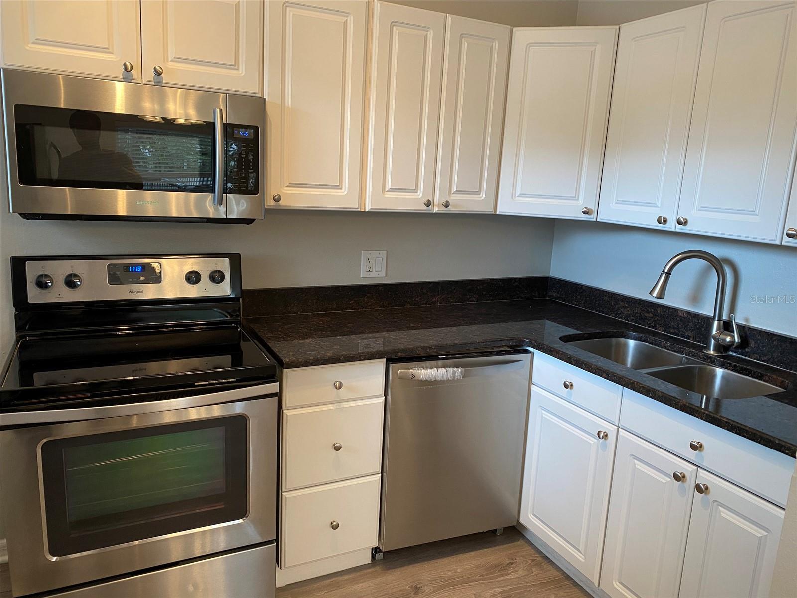 CRYSTAL RIDGE SUB - Residential Lease