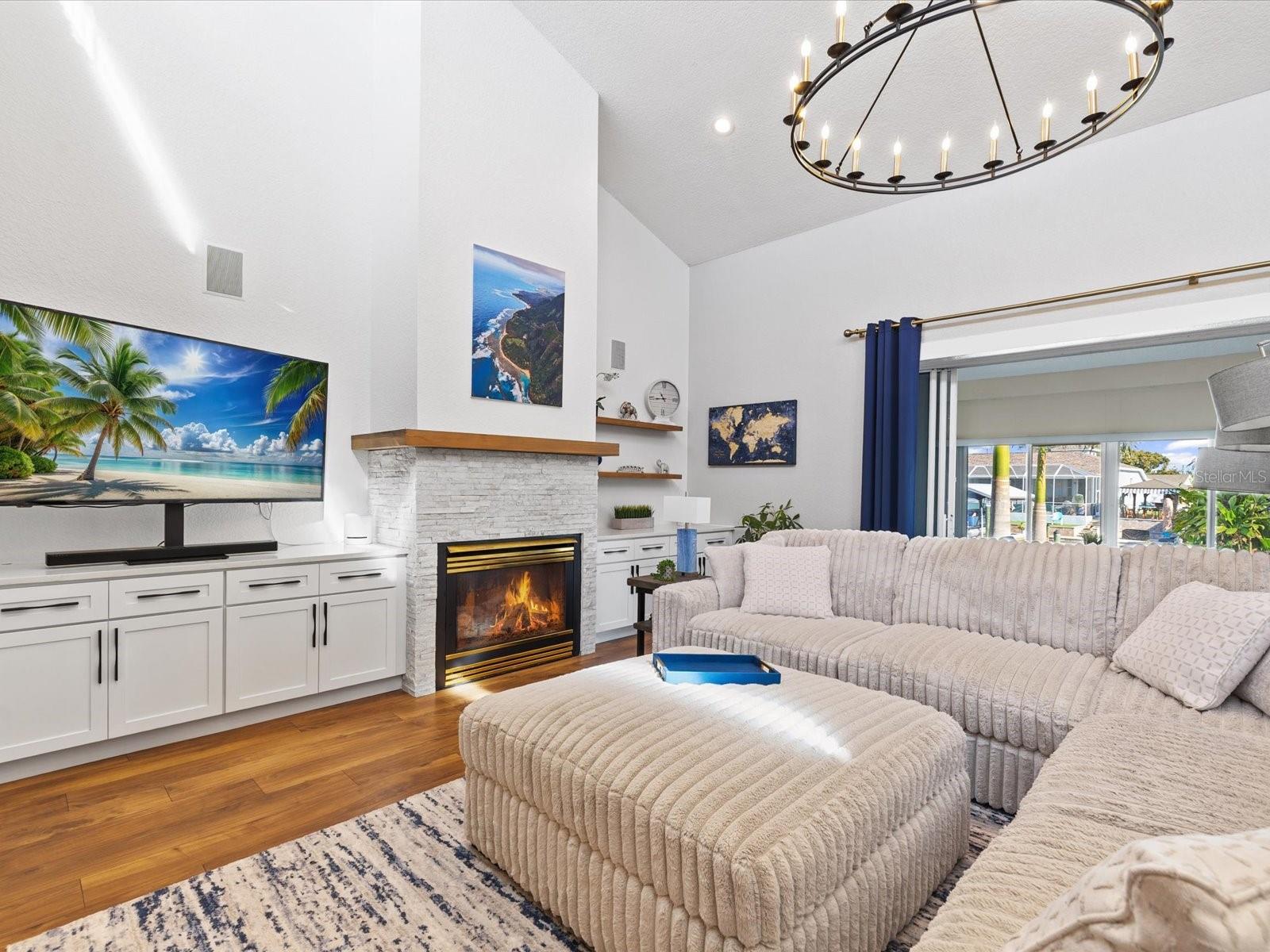 APOLLO BEACH UNIT TWO - Residential