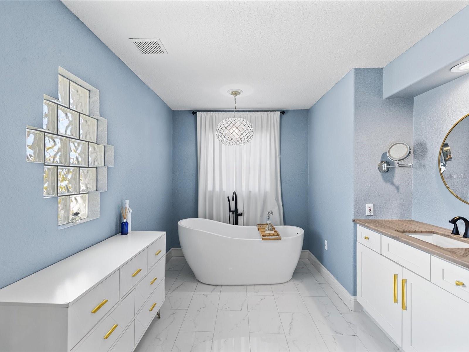 APOLLO BEACH UNIT TWO - Residential