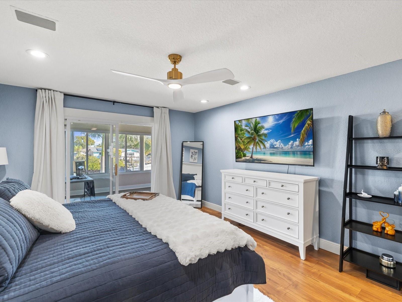 APOLLO BEACH UNIT TWO - Residential