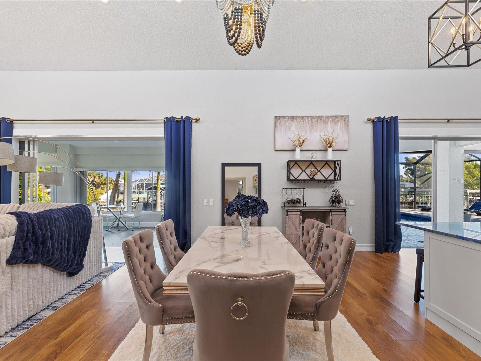 APOLLO BEACH UNIT TWO - Residential