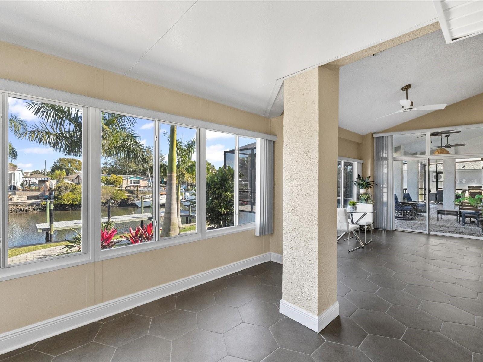 APOLLO BEACH UNIT TWO - Residential