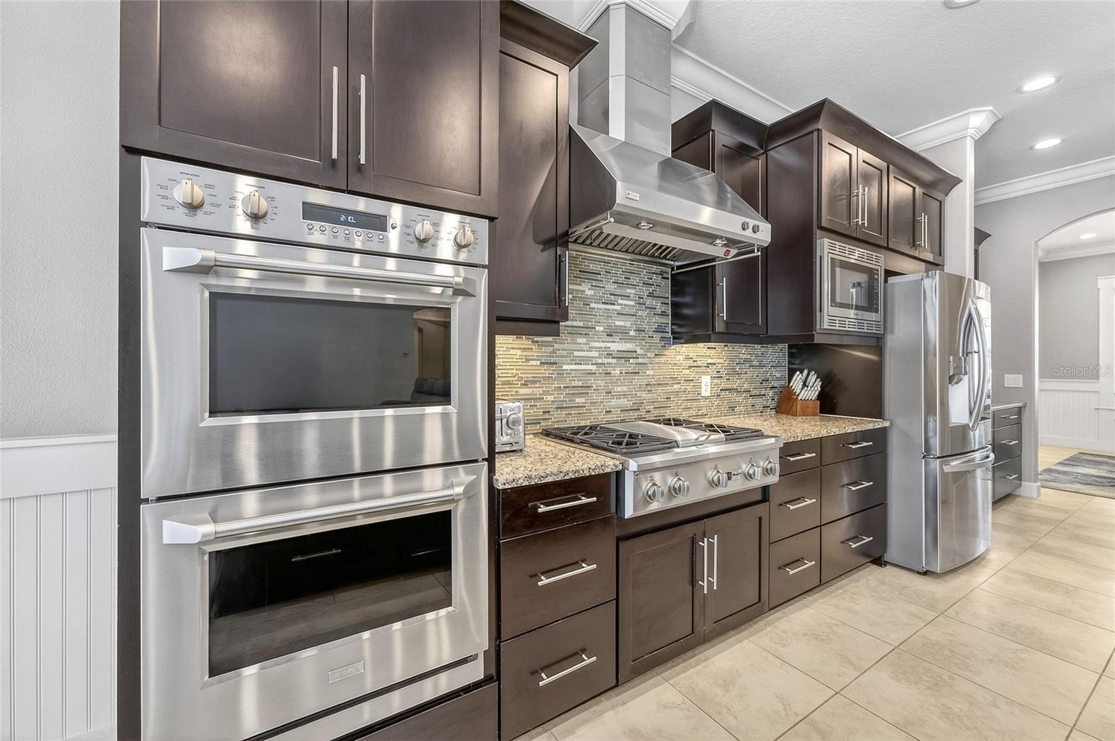 ARBOR LAKES ON PALMER RANCH - Residential