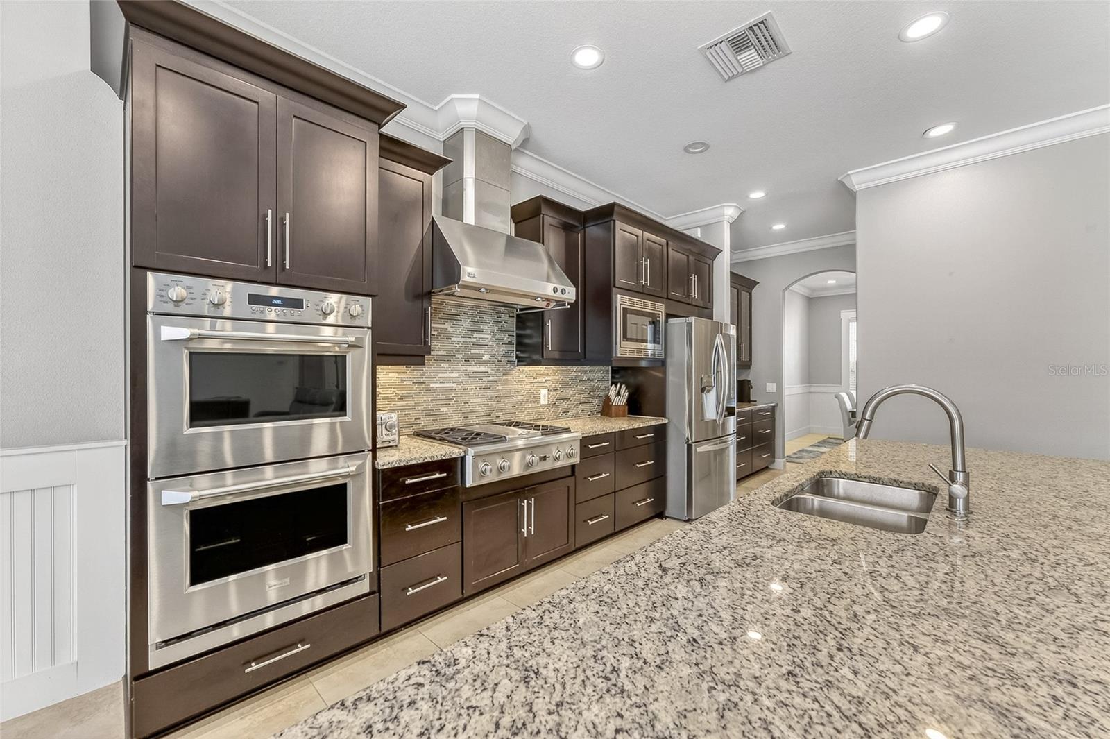 ARBOR LAKES ON PALMER RANCH - Residential