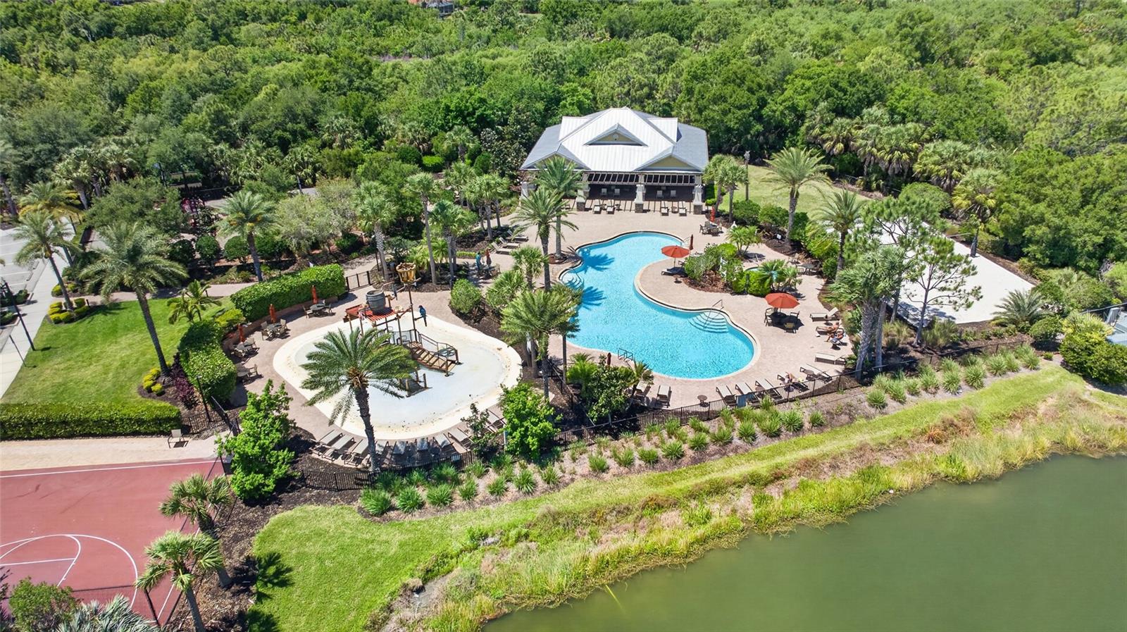 ARBOR LAKES ON PALMER RANCH - Residential