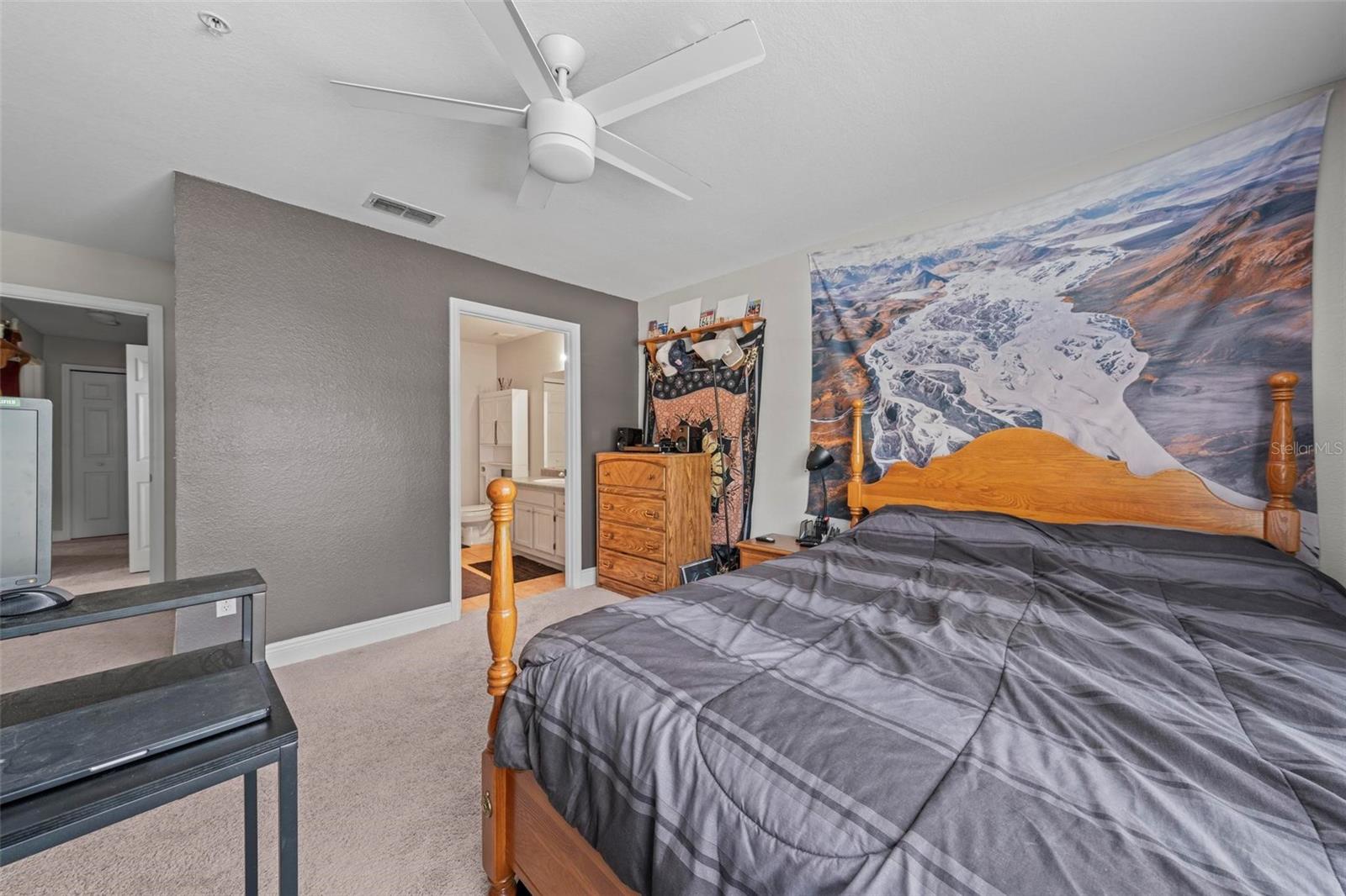 HAMPTONS/METROWEST - Residential