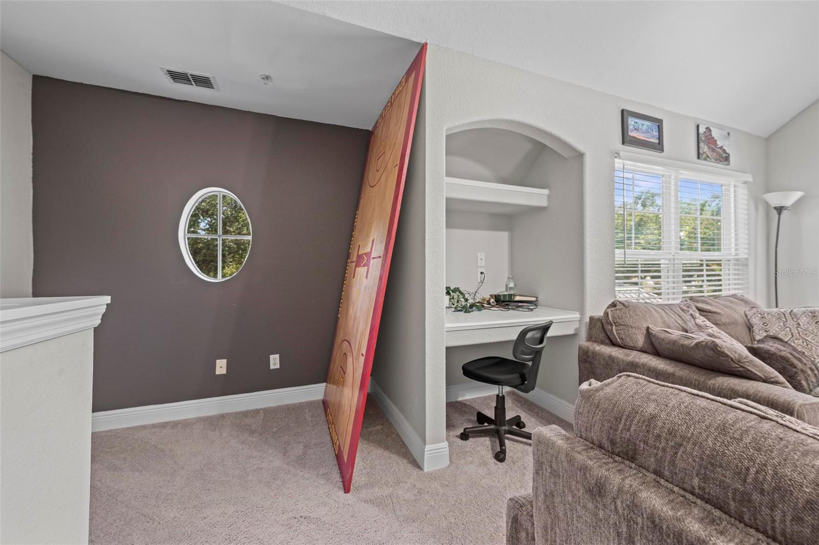 HAMPTONS/METROWEST - Residential