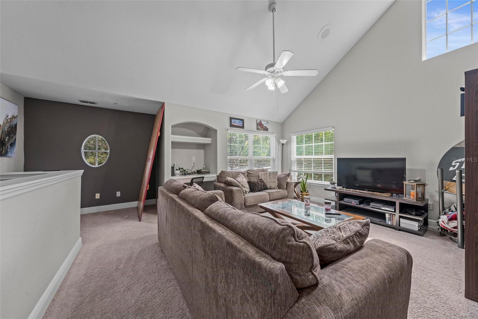 HAMPTONS/METROWEST - Residential