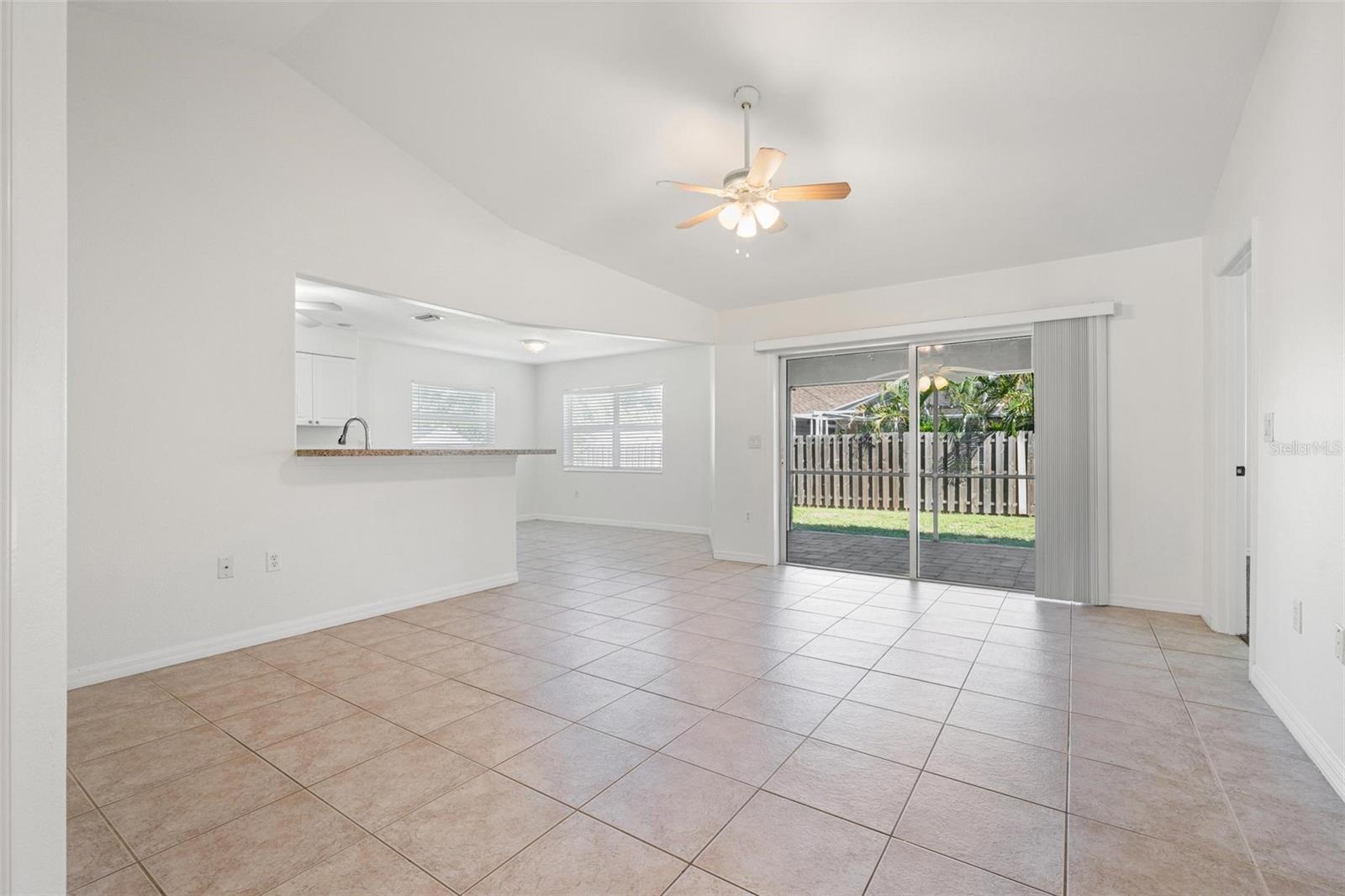 662 FLAMINGO ROAD