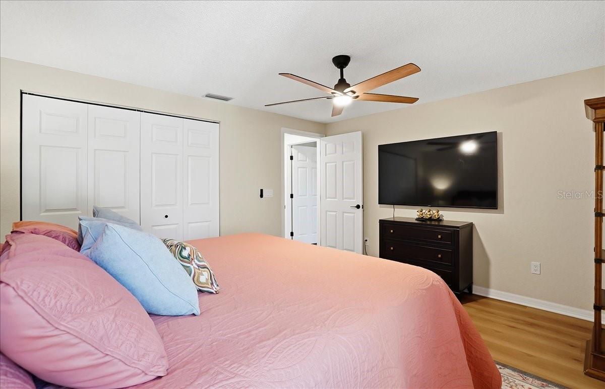 BRIDGEWATER TOWNHOMES - Residential