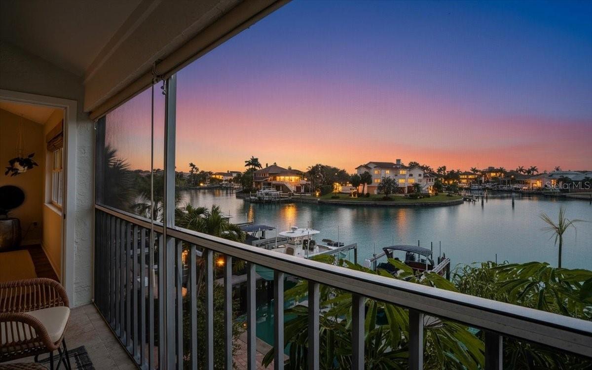 BRIDGEWATER TOWNHOMES - Residential