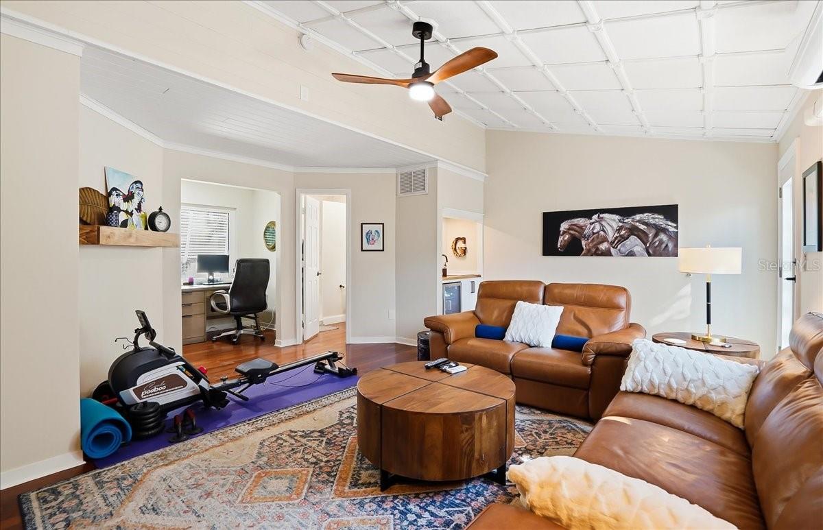 BRIDGEWATER TOWNHOMES - Residential